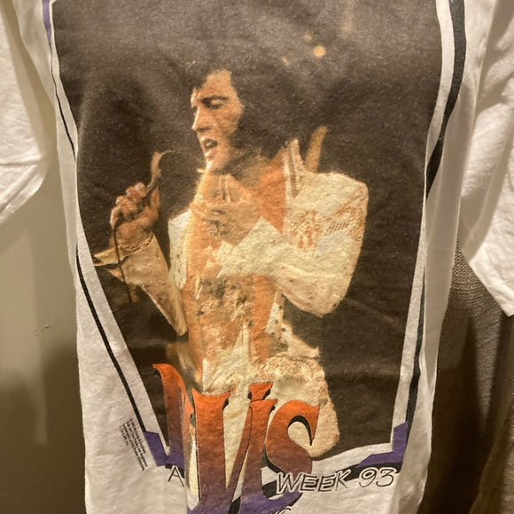 Vintage Rare Elvis Presley concert t-shirt - Picture 2 of 12